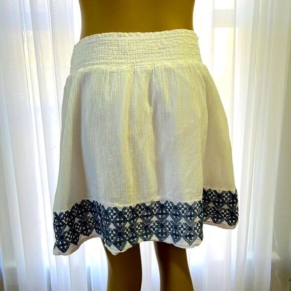 Old Navy Gauze (Lined) Skirt Medium - Picture 1 of 7